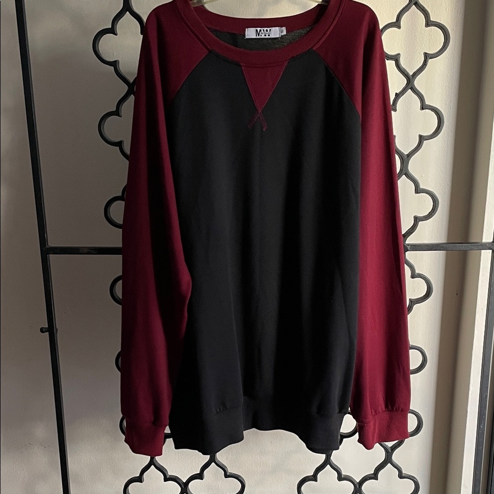 Men’s Black and  Maroon Color Block Middleweight Long Sleeve Crewneck Pullover